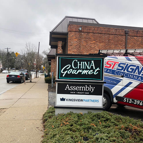Sign & Graphics Installation